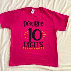 Gildan Size M Pink Top